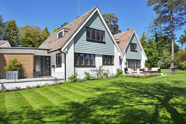 beautiful home, garden, new england style