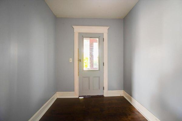 main door space for property managed by idoni in bridgeport